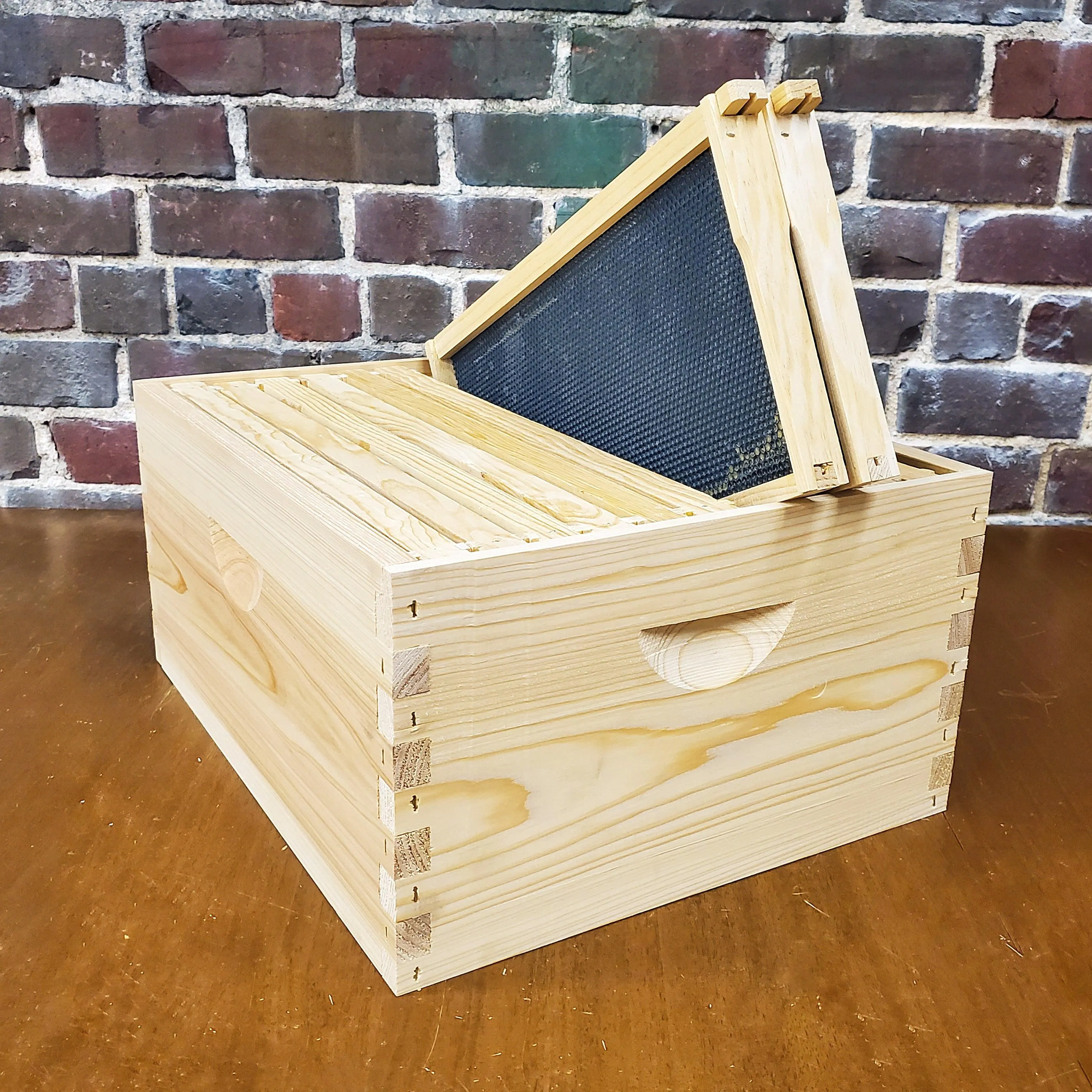 10-Frame Deep and Medium Box Hive Kit