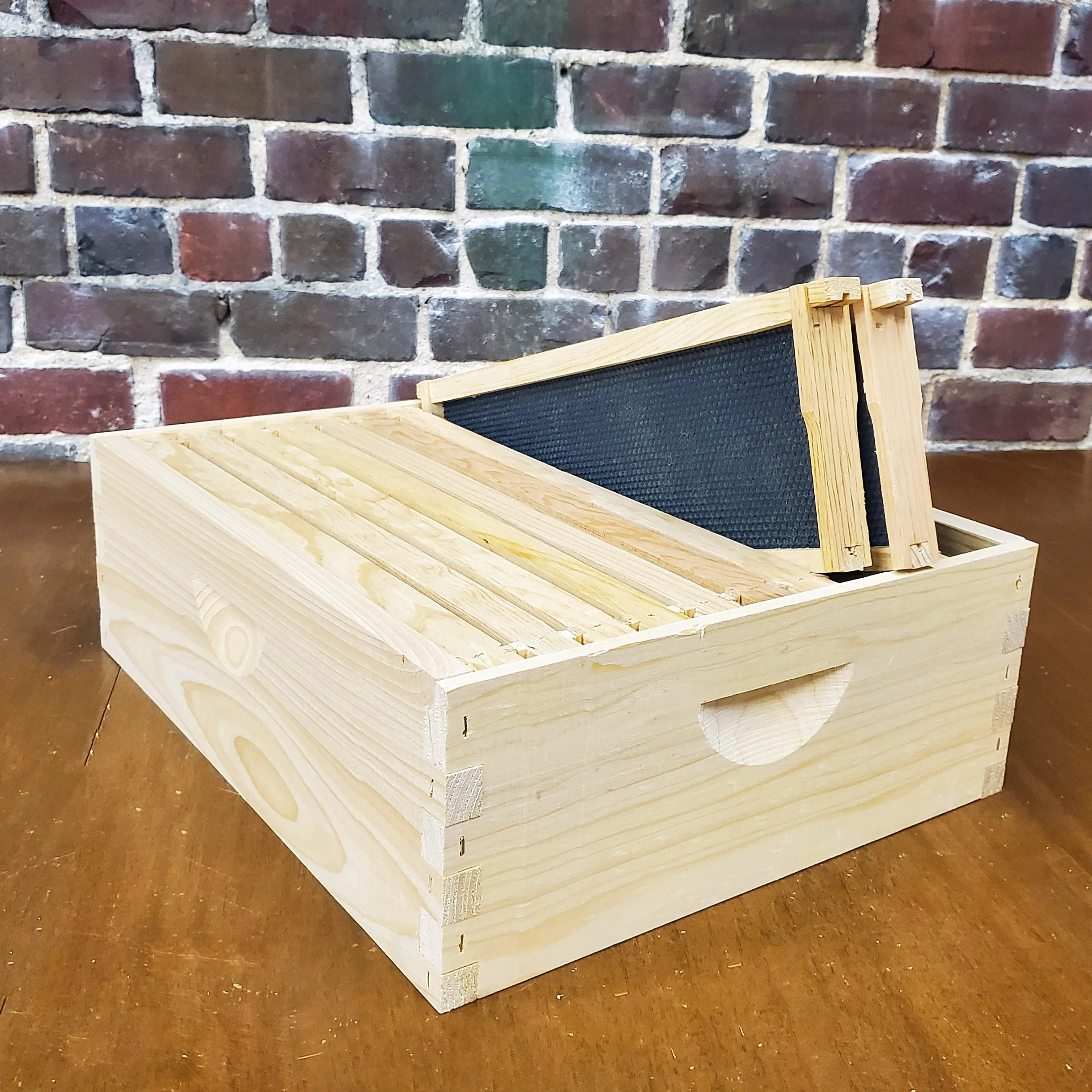 10-Frame Deep and Medium Box Hive Kit