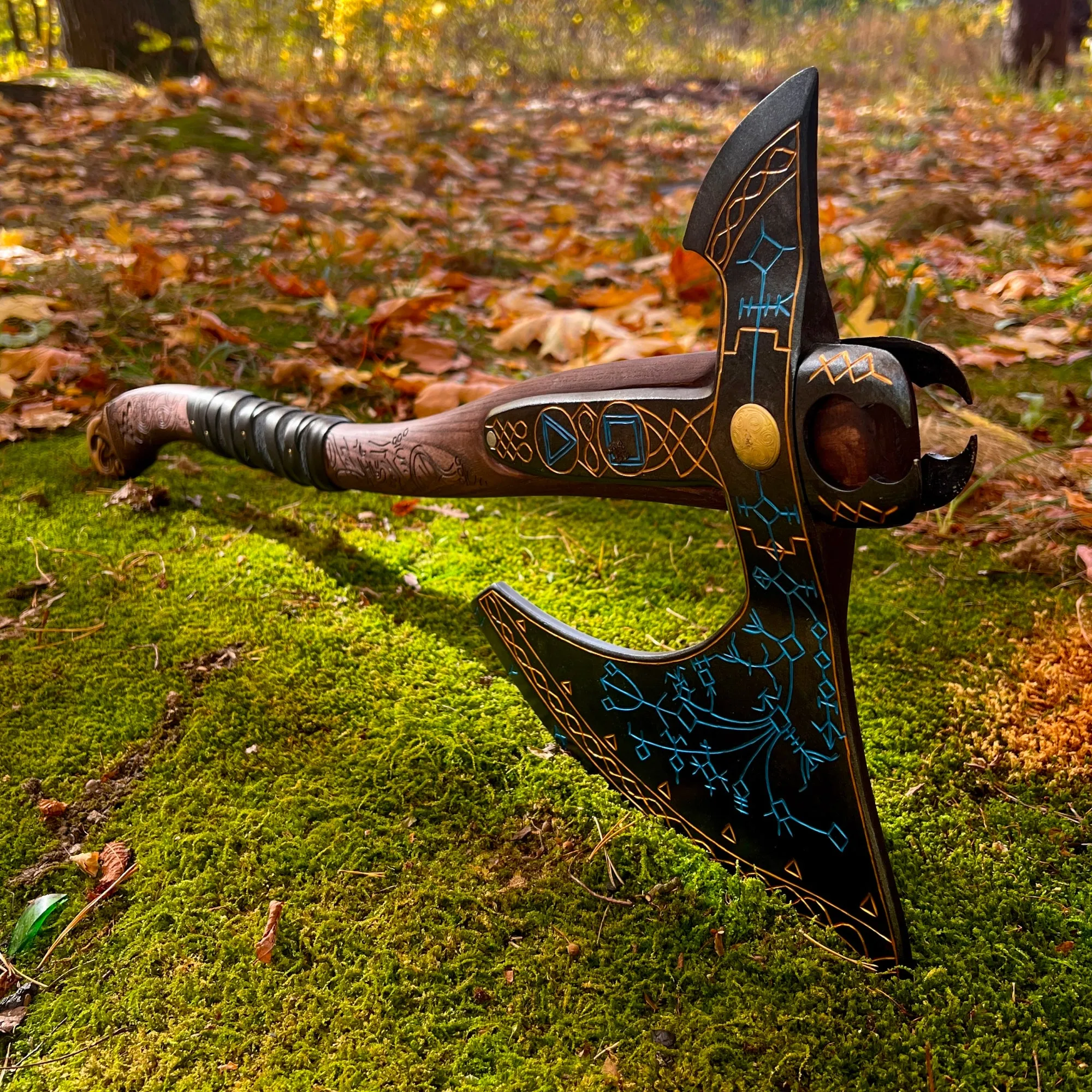 Handforged Leviathan Decorated Replica Axe - Blue & Black