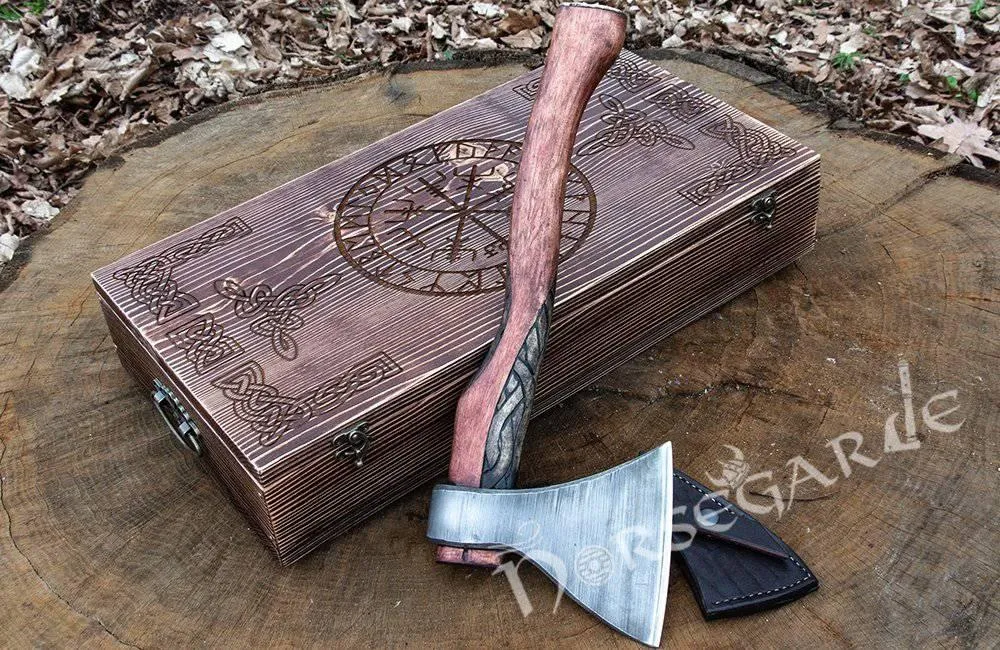 Handforged Nordic Axe 'Celtic Man'