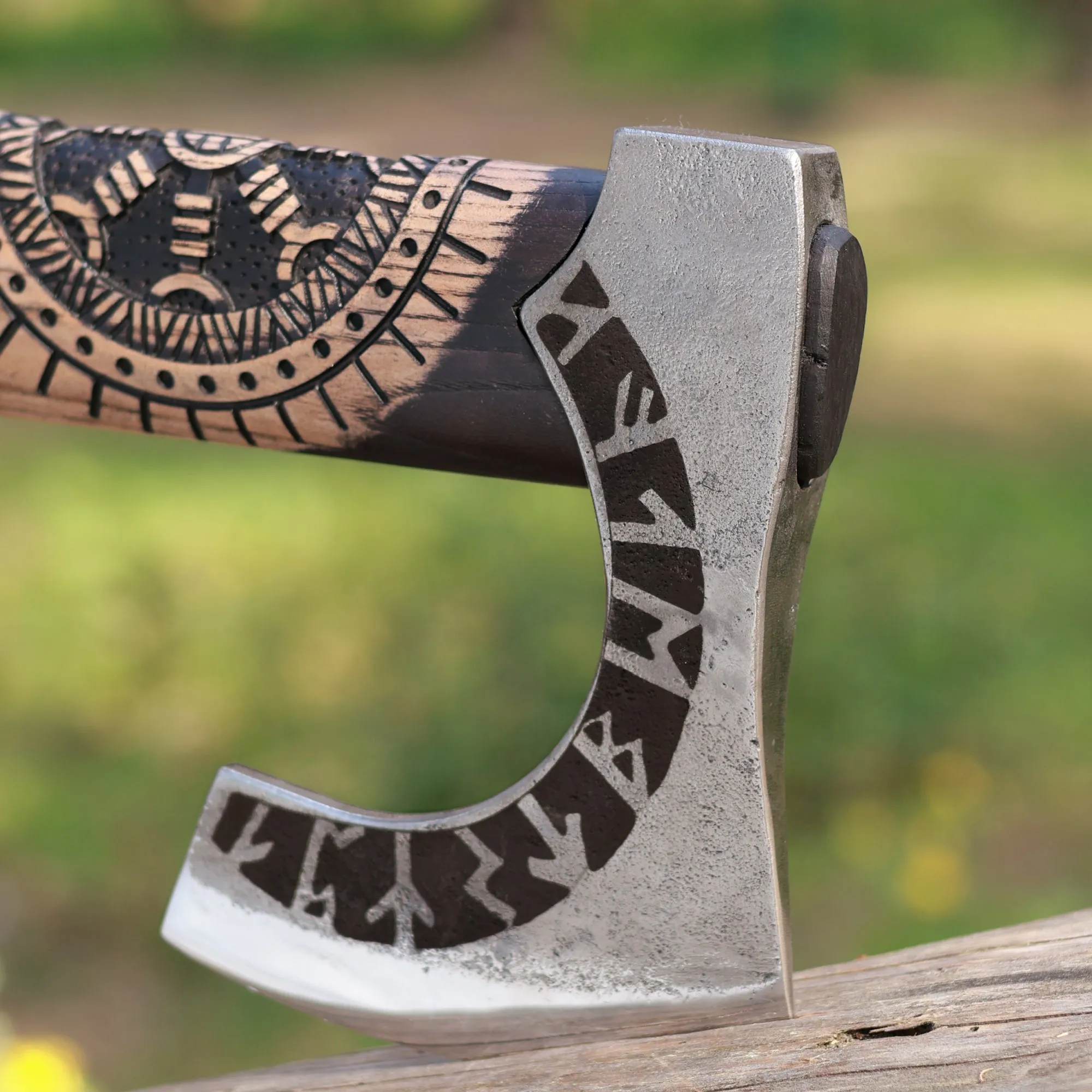 Handforged Nordic Axe 'Resolve'