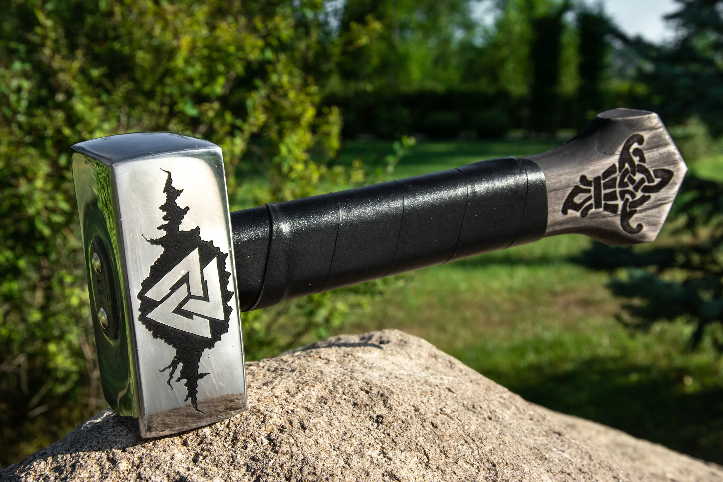 Handforged Nordic Hammer 'Valknut'