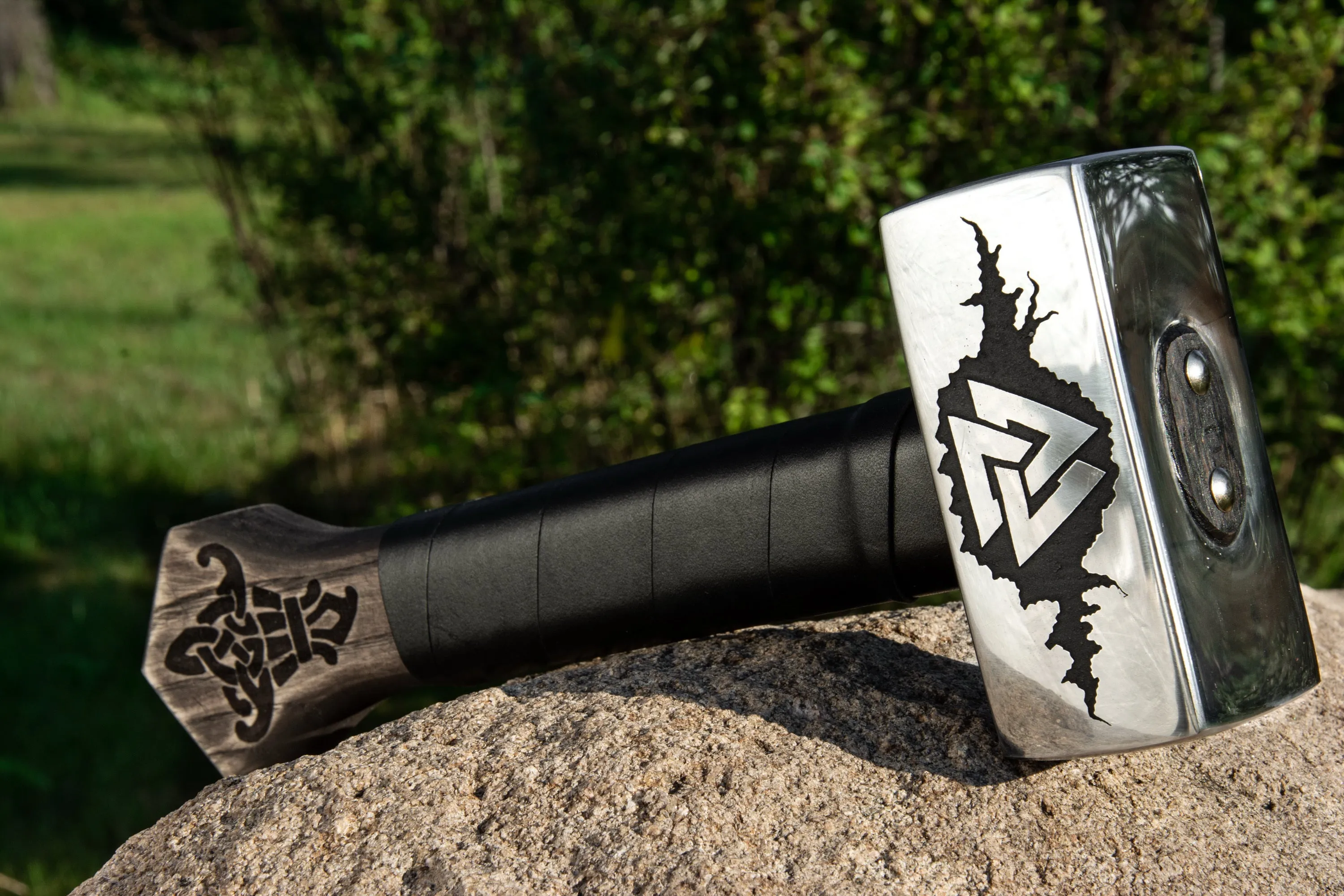 Handforged Nordic Hammer 'Valknut'