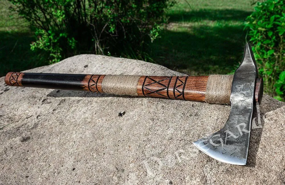 Handforged Throwing Axe 'Islander'