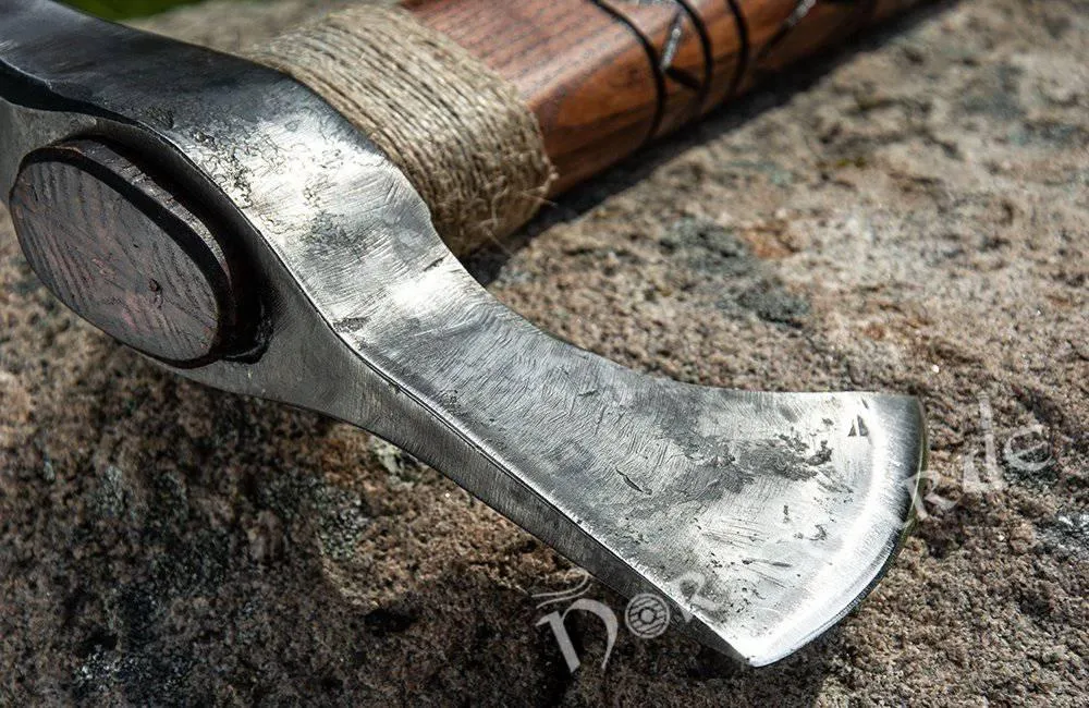 Handforged Throwing Axe 'Islander'