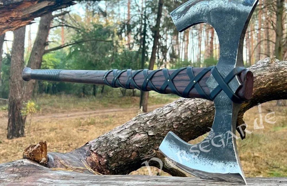 Handforged Two-Handed Axe 'Last Word'