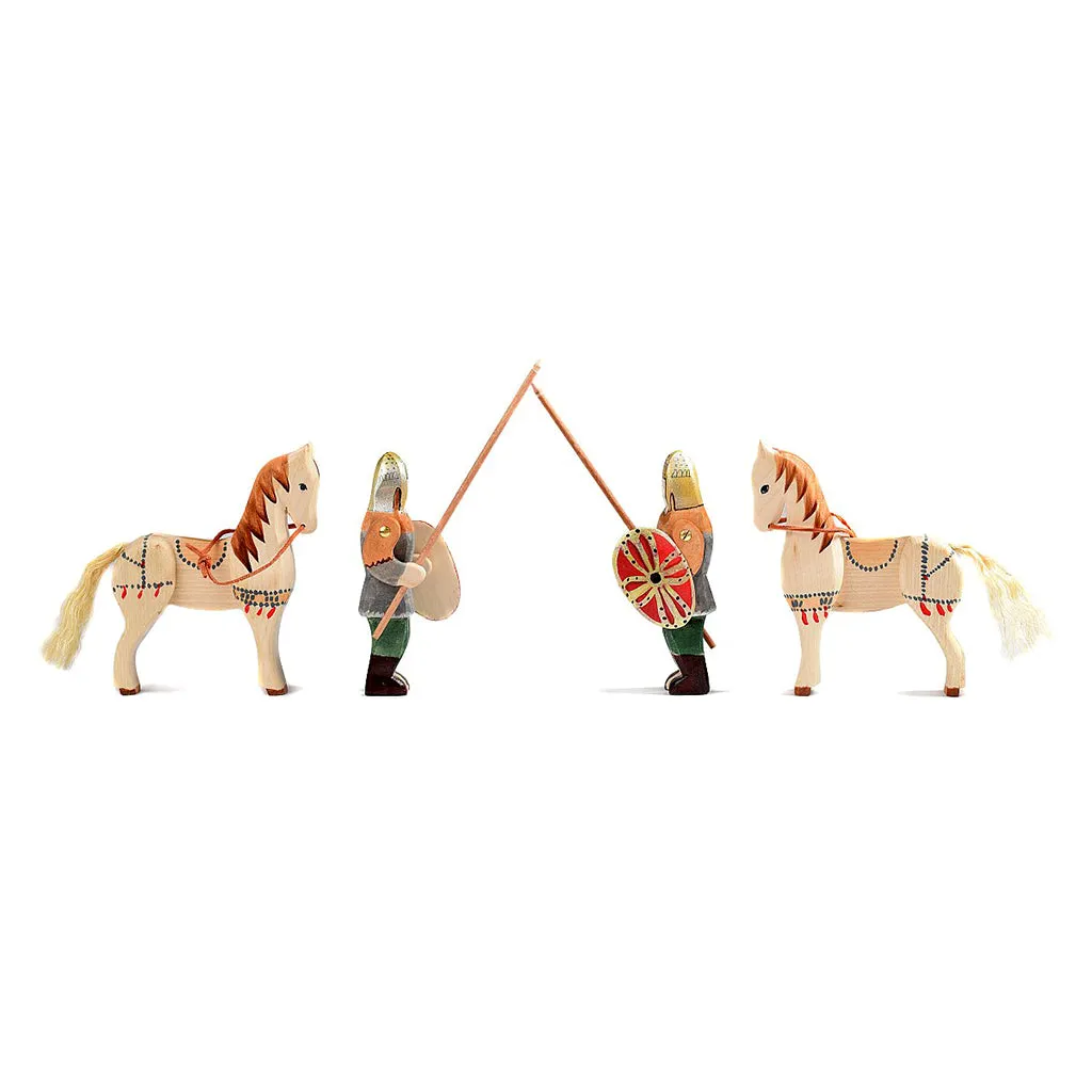 Wooden Dacian Knight & Steed Set